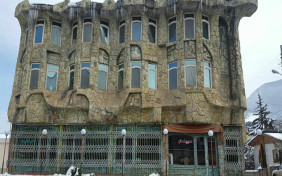 هتل آپارتمان تخت جمشید کلاردشت