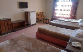 سوئیت شش نفره هتل گواشیر کرمان