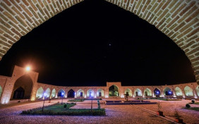 هتل لاله بیستون کرمانشاه