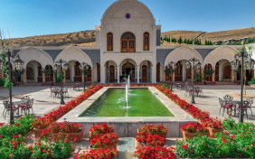 مجتمع اقامتی کاروانسرای گلستانکوه خوانسار