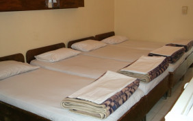 اتاق چهار تخته متل فانوس دریا محمودآباد