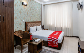 اتاق سه تخته هتل آپارتمان ایوان مشهد