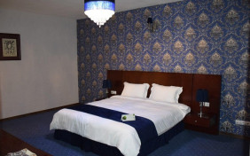 ویلا سه خوابه شش نفره هتل بین المللی هما 1 مشهد