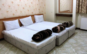 هتل آپارتمان تخت طاووس مشهد 4