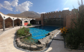 اقامتگاه بومگردی دورنا مشگین شهر