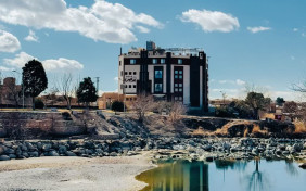 هتل ساحلی پردیس مبارکه