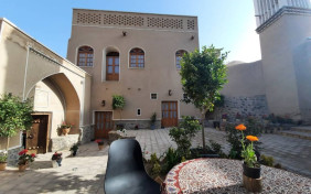 اقامتگاه سنتی افوشتا نطنز