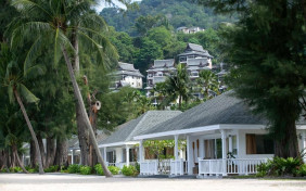 هتل تاورن بیچ ویلیج (Thavorn Beach Village) پوکت 1