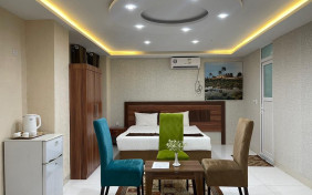 اتاق سه تخته پاسیو هتل رویال قشم