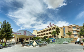 هتل پارسیان شهرکرد