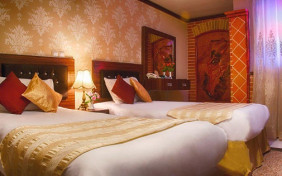 اتاق دو تخته هتل کریم خان شیراز