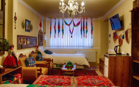 اتاق سه تخته صولت هتل بوتیک شاه پریون شیراز