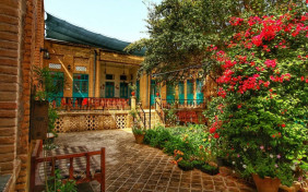 اقامتگاه سنتی عمارت پدری شوشتر