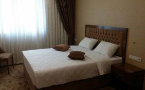 اتاق دو تخته دبل استاندارد هتل آزادی تبریز