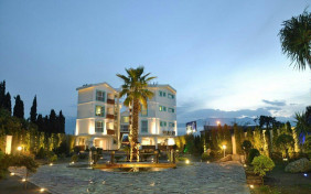 هتل آپارتمان باروژ تنکابن