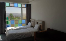 اتاق چهارتخته A (یک کاناپه تخت شو) مجتمع اقامتی حوض دال زاگرس یاسوج