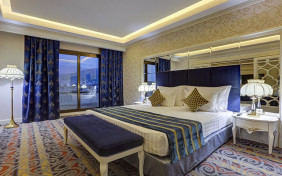 سوئیت رویال چهارتخته هتل آزادی یاسوج