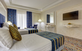 اتاق سه تخته نرمال(دوتخته+نفر اضافه) هتل آزادی یاسوج