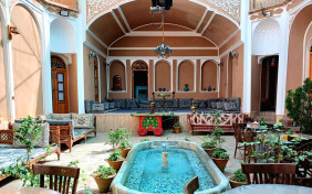 اقامتگاه سنتی شیخداد یزد