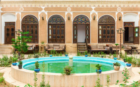 هتل سنتی رز یزد