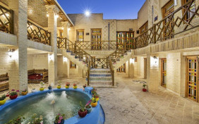 اقامتگاه سنتی ددمان زنجان