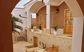 خانه مسافر بمانی آران و بیدگل 2