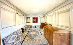 اتاق  یک  نفره  کف خواب  برسو (بدون سرویس و حمام اختصاصی ) اقامتگاه سنتی میناس اصفهان