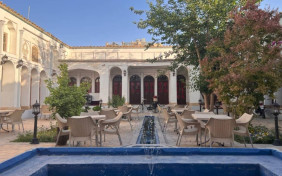 اقامتگاه سنتی زرتاج اصفهان 1