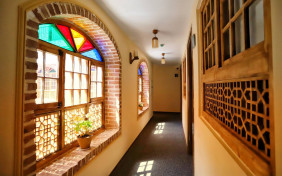 اقامتگاه سنتی خانه یار قزوین 2