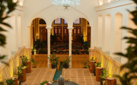 اقامتگاه سنتی ایوان کاشان