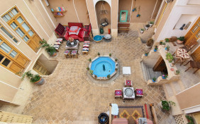 اقامتگاه بومگردی سرای سایه کاشان