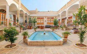 اقامتگاه سنتی سه سوک کاشان