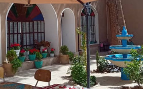 اقامتگاه بومگردی کاج کهن کرمان