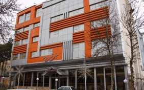 هتل اقصی محلات