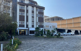 هتل آپارتمان اسپینل محمودآباد