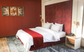 اتاق دو تخته دبل هتل تبرک مشهد