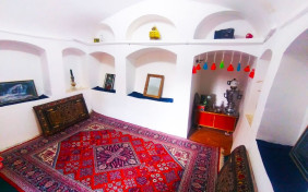 اقامتگاه بومگردی خانه مادری نجف آباد 3