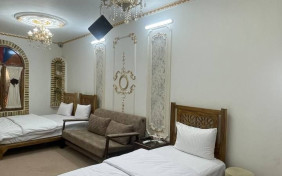 اتاق سه تخته هتل بوتیک دژ نیشابور