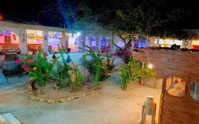 اقامتگاه بومگردی ناخدا علی قشم