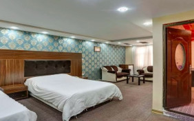 اتاق سه تخته معمولی هتل شمس قشم