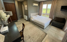 اتاق دوتخته دبل ویو ساحلی هتل یلوه رودسر