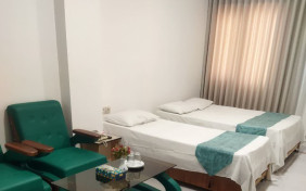 اتاق چهار تخته هتل کاملیا سبزوار