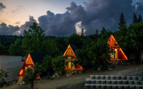 اقامتگاه بومگردی بام هیرکانی (دنسه) سوادکوه