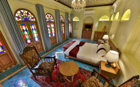 اتاق دوتخته دبل پنج دری رویال vip هتل بوتیک سنتی عمارت فرهادی شیراز