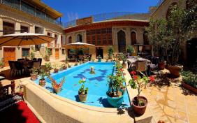 اقامتگاه سنتی عمارت جهانشاهی شیراز