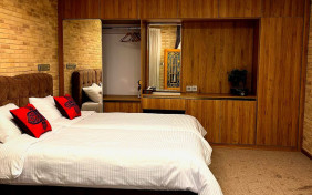 اتاق دو تخته توئین vip گلستان هتل بوتیک ماه گیسو شیراز