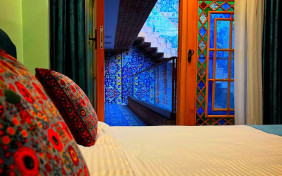 اتاق دو تخته دبل سروناز هتل بوتیک ماه گیسو شیراز