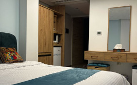 اتاق دو تخته دبل دنج هتل بوتیک ماه گیسو شیراز