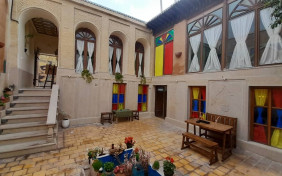 اقامتگاه بومگردی سووشون شیراز