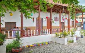 خانه مسافر ابراهیمی (تشکله) شیرگاه